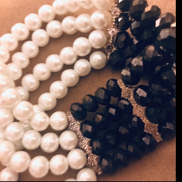PEARL & JET BRACELET MULTI LAYER STRETCH  LUNA Beaded  NEW CONDITION - Picture 7 of 12